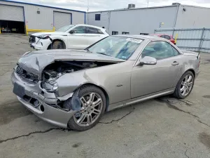 2004 MERCEDES-BENZ SLK-CLASS