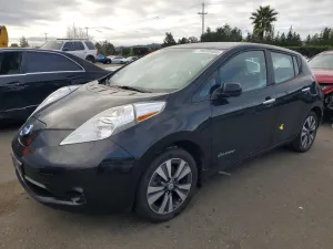 2015 NISSAN LEAF