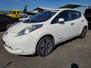 2016 NISSAN LEAF