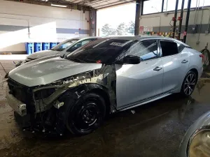 2018 NISSAN MAXIMA