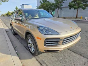 2019 PORSCHE CAYENNE