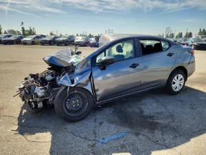 2023 NISSAN VERSA