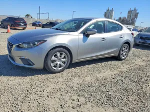 2015 MAZDA 3