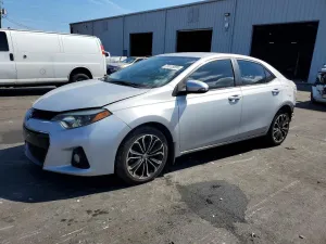 2016 TOYOTA COROLLA