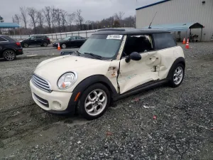 2011 MINI COOPER