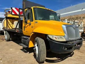 2007 INTERNATIONAL 4000 SERIE