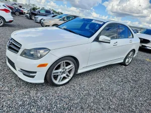2014 MERCEDES-BENZ C-CLASS