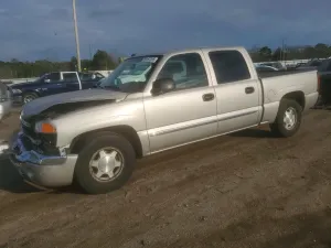 2004 GMC SIERRA