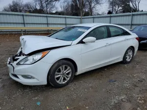 2013 HYUNDAI SONATA