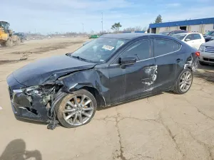 2018 MAZDA 3
