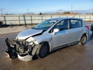 2011 NISSAN VERSA