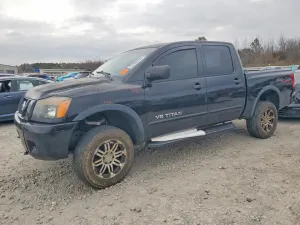 2010 NISSAN TITAN