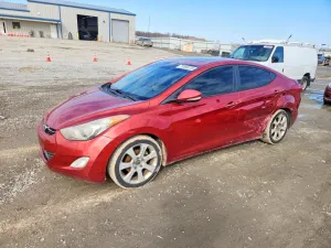 2012 HYUNDAI ELANTRA