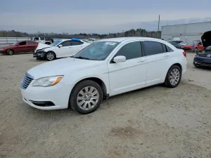 2013 CHRYSLER 200