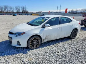2016 TOYOTA COROLLA