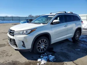 2018 TOYOTA HIGHLANDER