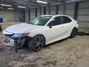 2020 TOYOTA CAMRY