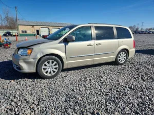 2015 CHRYSLER TOWN & COUNTRY