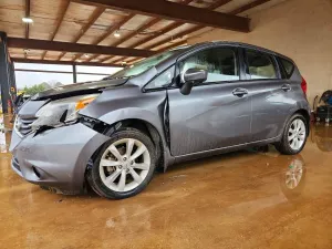 2016 NISSAN VERSA