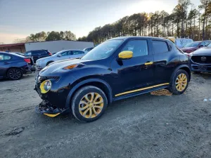 2015 NISSAN JUKE SV
