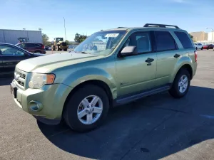 2010 FORD ESCAPE