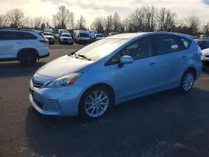 2013 TOYOTA PRIUS V