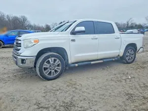 2017 TOYOTA TUNDRA