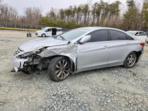2013 HYUNDAI SONATA