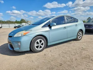 2015 TOYOTA PRIUS THRE