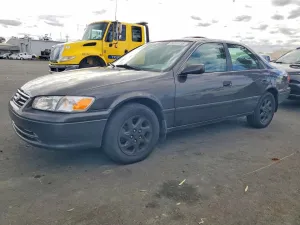 2001 TOYOTA CAMRY LE V