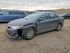 2013 TOYOTA CAMRY
