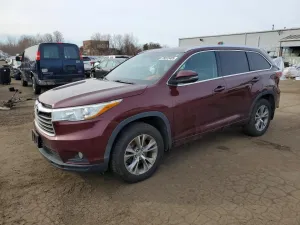 2015 TOYOTA HIGHLANDER