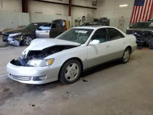 2000 LEXUS ES250