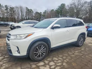 2019 TOYOTA HIGHLANDER