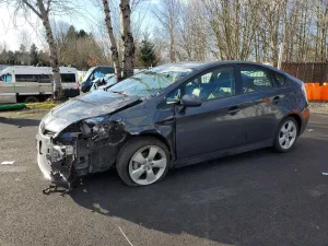 2011 TOYOTA PRIUS FIVE