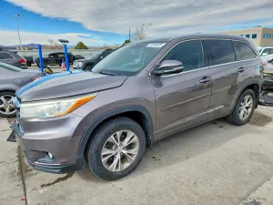 2015 TOYOTA HIGHLANDER