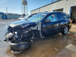 2017 NISSAN PATHFINDER