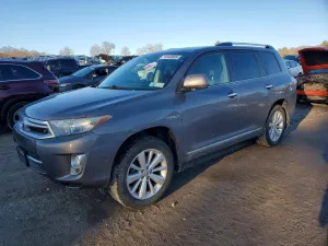 2011 TOYOTA HIGHLANDER