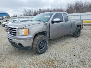 2013 GMC SIERRA
