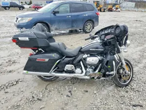 2021 HARLEY DAVIDSON FL