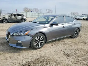 2021 NISSAN ALTIMA 2.