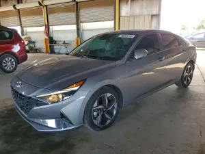 2022 HYUNDAI ELANTRA