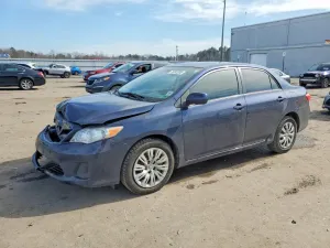 2013 TOYOTA COROLLA