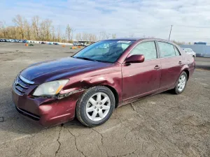 2005 TOYOTA AVALON