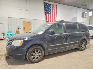 2010 CHRYSLER MINIVAN