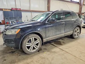 2013 VOLKSWAGEN TOUAREG