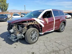 2018 TOYOTA HIGHLANDER