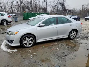 2014 TOYOTA CAMRY