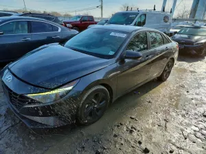 2022 HYUNDAI ELANTRA