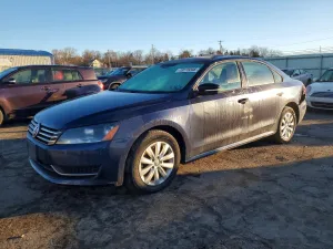 2013 VOLKSWAGEN PASSAT